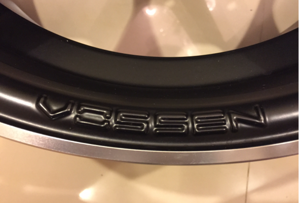ล้อใหม่ Vossen ขอบ17 ก้านเงินร่องดำ ราคาเร้าใจ ล้อใหม่ Vossen ขอบ17 ก้านเงินร่องดำ ราคาเร้าใจ
