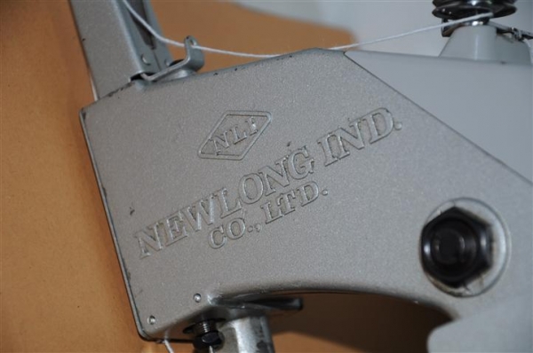 เครื่องเย็บกระสอบแบบมือถือ ของญี่ปุ่นแท้ๆ ยี่ห้อ NEWLONG รุ่น NP-7A MADE IN JAPAN