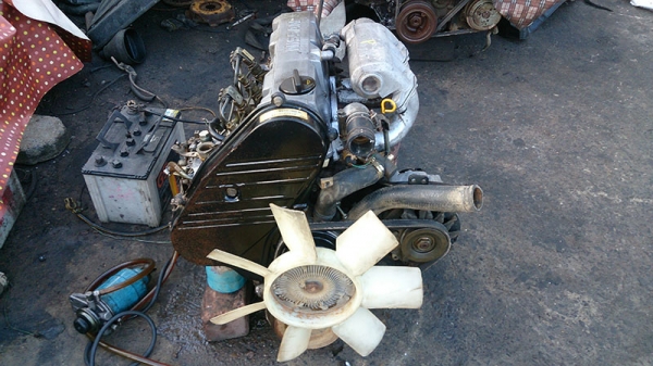 ขายเครื่องยนต์นิสสัน LD20 สวยๆ