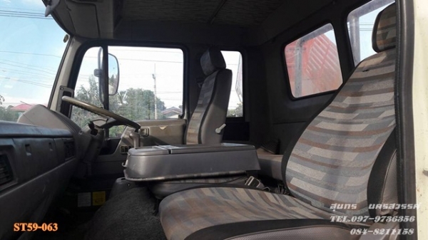 ขายด่วน รถบรรทุก 10 ล้อ HINO FM3H 195 แรง / 2 เพลา  สภาพเดิมๆสวย พร้อมใช้  ราคาสุดคุ้ม