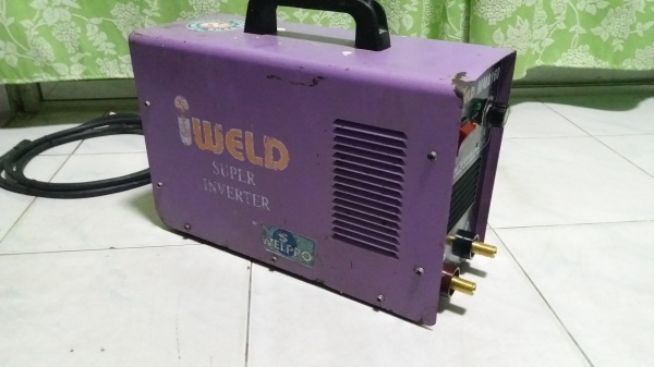 ตู้เชื่อม ยี่ห้อ IWELD ระบบซุปเปอร์อินเวอร์เตอร์ ขนาด 160 แอมป์ สภาพพร้อมใช้งานครับ ตู้เชื่อม ยี่ห้อ IWELD ระบบซุปเปอร์อินเวอร์เตอร์ ขนาด 160 แอมป์ สภาพพร้อมใช้งานครับ