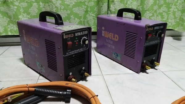 ตู้เชื่อม ยี่ห้อ IWELD ระบบซุปเปอร์อินเวอร์เตอร์ ขนาด 160 แอมป์ สภาพพร้อมใช้งานครับ ตู้เชื่อม ยี่ห้อ IWELD ระบบซุปเปอร์อินเวอร์เตอร์ ขนาด 160 แอมป์ สภาพพร้อมใช้งานครับ