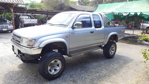 ขายโตโยต้าไทเกอร์ พรีรันเนอร์ ปี 2001 รุ่นท็อป abs airbag เครื่องดีเซล 3000 EFI