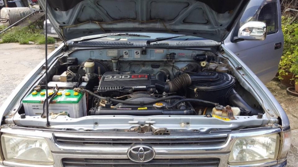 ขายโตโยต้าไทเกอร์ พรีรันเนอร์ ปี 2001 รุ่นท็อป abs airbag เครื่องดีเซล 3000 EFI