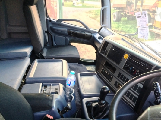 ขาย HINO-S700 -12ล้อ 2เพลา เครื่อง P11C-320 รถยังไม่เคยใช้งานในไทย  เอกสารครบพร้อมโอนทุกคัน