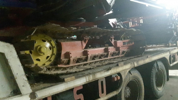 ขายรถเกี่ยวข้าวอู่ประกอบ เครื่อง195 ปั้ม DAIKIN