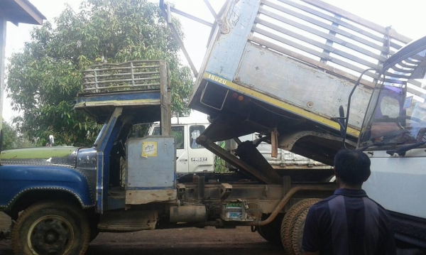 ขาย 10 ล้อดั้ม หัวยาว 2 เพลา ช่วงล่างเดิม เครื่อง 6BB1 145 แรงม้า มีสโลว์กลาง พาวเวอร์ ทะเบียนพร้อมโอน