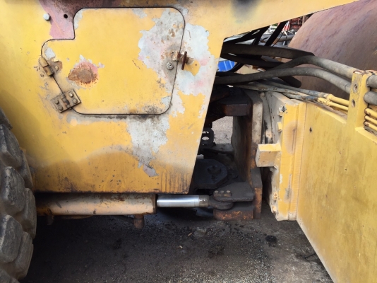 ขายรถบด 10 ตัน 2 เพลา 2 เปลือก STA VV 900 เครื่องขมิ้น 6 สูบ เอกสารอินวิย รถสะภาพดี พร้อมใช้ ราคา.680000 สนใจรีบจองด่วน