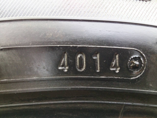 ขายยาง DUNLOP 205/55R16 ยางปี14 ดอกยางหนาเต็มสดสวยๆ จำนวน 1 ชุด