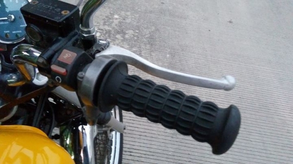 ขาย Honda CB400SS เก่าญี่ปุ่นเดิมๆสภาพสวยพร้อมใช้งานราคา 52000 บาท