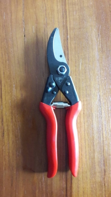 ขายกรรไกรตัดกิ่งไม้FELCO NO.5 MADE SWIZZERLAND.ใหม่เก่าเก็บ