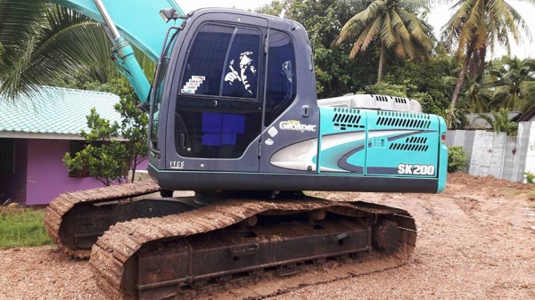 ขาย!! >>> Kobelco Sk200 Mark8 Yn11 <<< พร้อมใช้งาน เอกสารเล่มทะเบียน ราคา 1,480,000 บาท