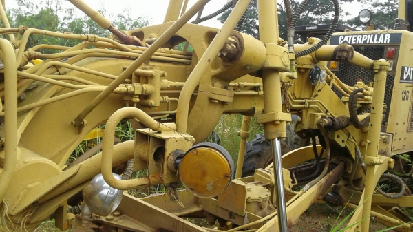 ขายรถเกรดขนาด เล็ก KOMATSU GD31 สาภพสวยพร้อมไช้