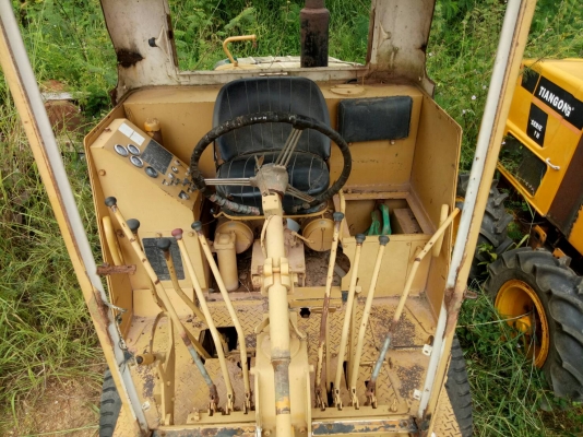 ขายรถเกรดขนาด เล็ก KOMATSU GD31 สาภพสวยพร้อมไช้