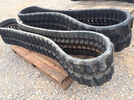 แทรคยาง KUBOTA 30 300X52.5X84 นำเข้าจากญี่ปุ่น ติดต่อ 087-9118593/085-0843200