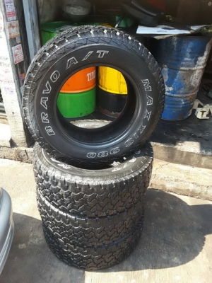 Maxxis AT 980 ขนาด 285/75/16 ปี15 สวยๆ1ชุด