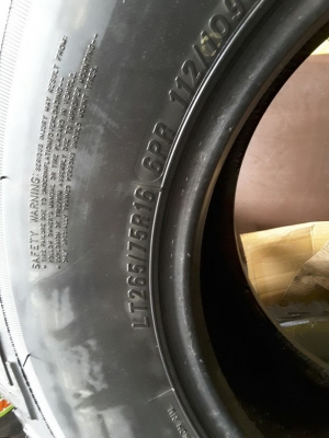 Maxxis Bighorn 265/75/16 ปลายปี11 สภาพดี 1ชุด