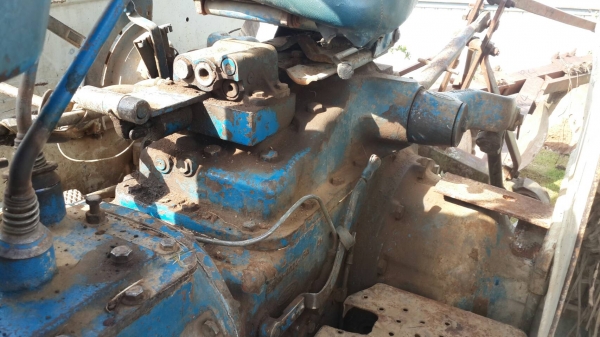 ขายรถไถฟอร์ด 6610