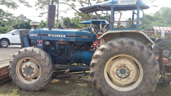 ขายรถไถฟอร์ด 6610