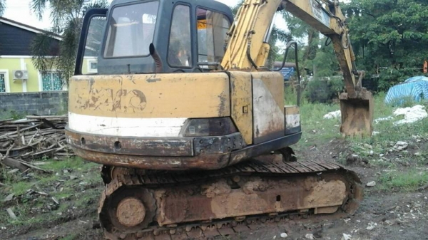 **339,000 บ.ต่อรอง/// แบคโฮ KOBELCO SK60 MARK(3) ไฟตัด เครื่อง+ปั้มเดิม แรงดี บูมอาร์มดี เอวได้ ช่วงล่างพอใช้ โซ่บาง แทร็กเล็ก ตัวเดิน60\% ไม่มีแอร์ รถใช้ทำงานอยู่ ปกติ ไม่มีเล่ม ตามสภาพ พร้อมใช้ **ขาย KOBELCO MARK3 SK60 แบคโฮพิมพ์นิยม สภาพดี ใช้งานได้ ไม่