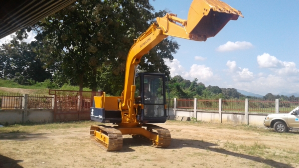 ขายด่วนแบ๊คโฮ