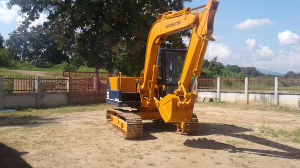 ขายด่วนแบ๊คโฮ