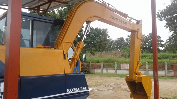 ขายด่วนแบ๊คโฮ