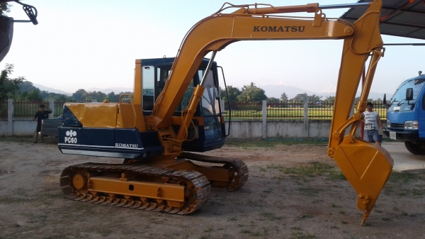 ขายด่วนแบ๊คโฮ