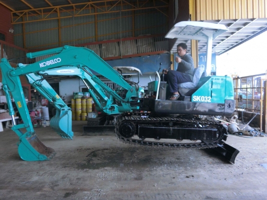 ขายด่วน KOBELCO SK032 ระบบไวพร้อมทำสี เครื่องสวย เก่านอกญี่ปุ่นแท้ มีเอกสาร ใบอินวอย และใบซื้อขาย