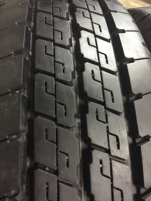 ยางป้ายแดง 215-70-15 Dunlop ปี 16 ยางป้ายแดง 215-70-15 Dunlop ปี 16