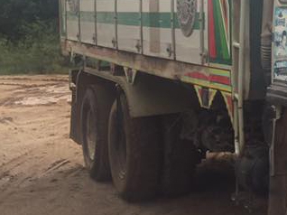 **825,000 บ.ต่อรอง/// 10ล้อ2เพลาดั้ม HINO FM3M-240HP สิงห์ไฮเทค เครื่อง+เกียร์ เดิม ช่วงล่างเดิม คัสซีสวย หัวดี ภายในดี ครบ พาเวอร์/ทริฟฟี่/แอร์/สโลว/ระบบลาก กระบะดั้มเนียม ซุ่นชัย ยาง10เส้น สภาพ65\% ตามสภาพ เล่มฯ ครบ **ขาย HINO FM3M-240HP 10ล้อ2เพลาดั้มเน