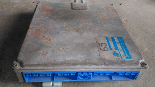 กล่องECUนิสสันB14 เครื่องGA15 1500CC 1000บาทอยู่ดอนเมือง TEL0890671028 IDline0890671028