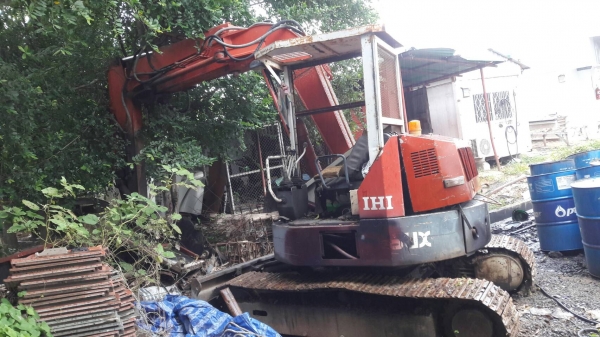 ขาย 215,000 IHI IS 55 UX  พร้อมหัวเจาะ เครื่องดี ปั้ม แรง ช่วงล่างอ่อน ตามสภาพ(ชลบุรี) 090-772-3710 090-772-3708