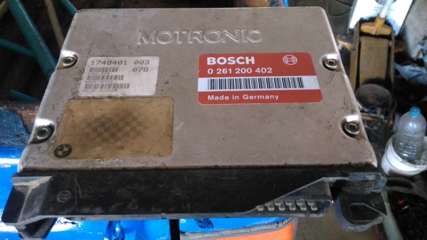 กล่องECUฺฺเครื่องM50 ใส่E36 BMW320I 1000บาทอยู่ดอนเมือง TEL0890671028 IDline0890671028