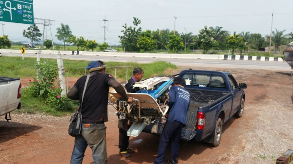 ี่ที่นี่ที่เดียวครับ tractor-backhoe จัดส่งรถดำนา 2 แถวไปขอนแก่นครับ ถูกมากๆ พร้อมใช้งาน สั่งได้ครับ