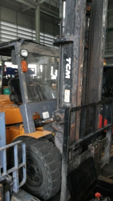 ขายรถ tcm  ขนาด 5 ตัน รุ่น t9  น้ำมันดีเซล  เกียร์  ออโต้ สภาพดี