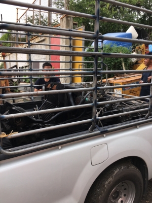 tractor-backhoe ขอบคุณลูกค้ามาจากนครศรีธรรมราช มารับเครื่องยนต์ MITSUBISHI4M พร้อมเกียร์สำหรับรถบรรทุก