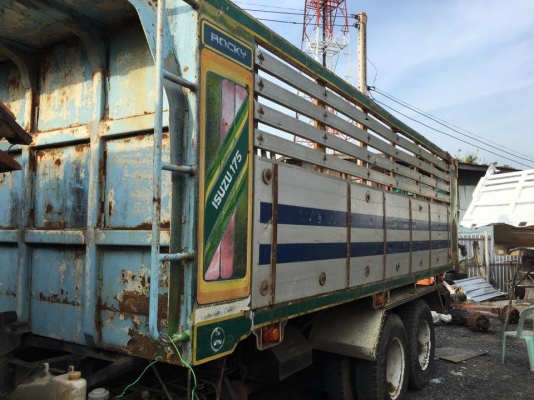 **559,000 บ.ต่อรอง/// 10ล้อ2เพลาดั้มเนียม ISUZU ROCKY FVZ-175 แรง เครื่อง+เกียร์+ช่วงล่าง เดิมๆ คัสซีสวย หัวบาง พาวเวอร์/ทริฟฟี่/สโลวเดิม ครบ ดั้มเนียมสภาพดี ยางพอได้ ตามสภาพ พร้อมใช้ เล่มฯ ครบ **ขาย ISUZU ROCKY FVZ-175 10ล้อ2เพลาดั้มเนียม สภาพดี เดิมบาง