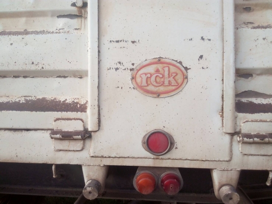 ISUZU 270 ยูโรทูปี 47 เครื่องดำ แม่ลูก1,370,000บ  รถสภาพดีไฟฟ้าเต็ม เครื่องดี คัสชีสวย สนใจติดต่อ 0835601591 หรือ 0903494058