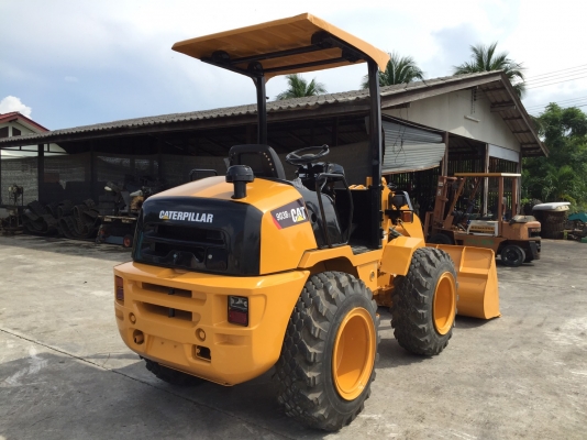 รถตักล้อยาง CATERPILLAR 903B2 ทำสีใหม่ นำเข้า มือสองญี่ปุ่น รถตักล้อยาง CATERPILLAR 903B2 ทำสีใหม่ นำเข้า มือสองญี่ปุ่น
