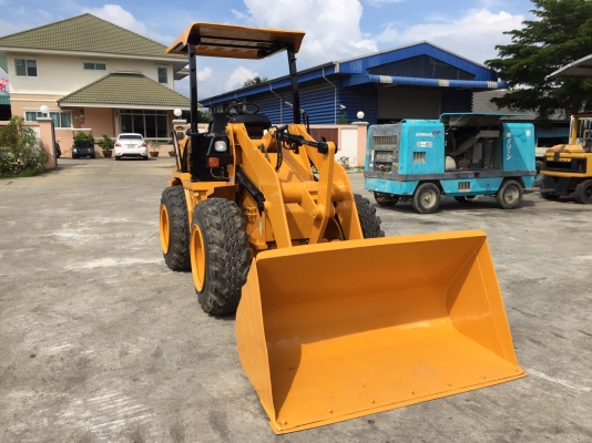 รถตักล้อยาง CATERPILLAR 903B2 ทำสีใหม่ นำเข้า มือสองญี่ปุ่น รถตักล้อยาง CATERPILLAR 903B2 ทำสีใหม่ นำเข้า มือสองญี่ปุ่น