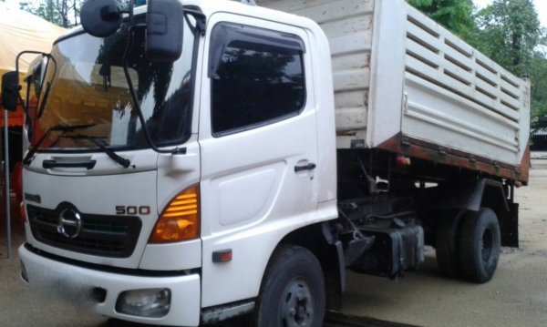รถฮีโน่ 6 ล้อดั้ม FC9J 175 แรงม้า. ปี 51. , ( รถวิ่ง 12x,xxx กม. ) สนใจติดต่อ 081 - 6079515