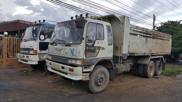 **845,000 บ.ต่อรอง/// 10ล้อ2เพลาดั้ม HINO FM3M-320HP เกียร์ธรรมดา เครื่องPO9-320แรง ลงเล่ม เกียร์เดิม ช่วงล่างเดิม คัสซีสวยเดิม หัวเดิม ภายในดี พาวเวอร์/ทริฟฟี่ ครบ ดั้มเหล็กข้างเรียบสภาพดี ยาง10เส้น60\% ตามสภาพ พร้อมลุย เล่มฯ ครบ **ขาย HINO FM3M PO9-320HP **845,000 บ.ต่อรอง/// 10ล้อ2เพลาดั้ม HINO FM3M-320HP เกียร์ธรรมดา เครื่องPO9-320แรง ลงเล่ม เกียร์เดิม ช่วงล่างเดิม คัสซีสวยเดิม หัวเดิม ภายในดี พาวเวอร์/ทริฟฟี่ ครบ ดั้มเหล็กข้างเรียบสภาพดี ยาง10เส้น60\% ตามสภาพ พร้อมลุย เล่มฯ ครบ **ขาย HINO FM3M PO9-320HP