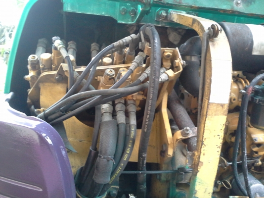 ขายรถ KOMATSU. PC 30-7  สภาพสวยพร้อมใช้งาน เครื่องดี ปั้มแรงทำงานไว ช่วงล่างแน่น เจ้าของขายเองค่ะราคาถูกมากแทรคข้อเต็ม