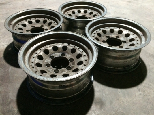 ล้อแม็กหยดน้ำ 6รู139 ขอบ 15 กว้าง 7 ล้อแม็กหยดน้ำ 6รู139 ขอบ 15 กว้าง 7