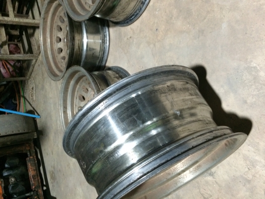 ล้อแม็กหยดน้ำ 6รู139 ขอบ 15 กว้าง 7 ล้อแม็กหยดน้ำ 6รู139 ขอบ 15 กว้าง 7