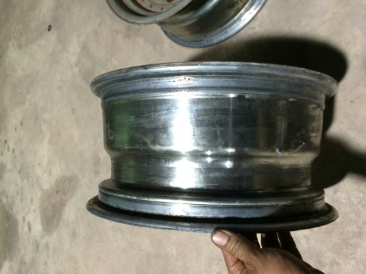 ล้อแม็กหยดน้ำ 6รู139 ขอบ 15 กว้าง 7 ล้อแม็กหยดน้ำ 6รู139 ขอบ 15 กว้าง 7