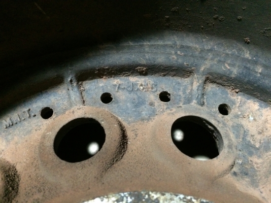 ล้อแม็กหยดน้ำ 6รู139 ขอบ 15 กว้าง 7 ล้อแม็กหยดน้ำ 6รู139 ขอบ 15 กว้าง 7