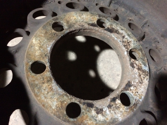 ล้อแม็กหยดน้ำ 6รู139 ขอบ 15 กว้าง 7 ล้อแม็กหยดน้ำ 6รู139 ขอบ 15 กว้าง 7