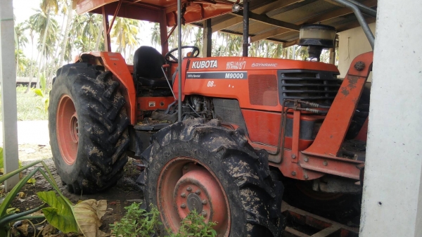 ขายรถแทรกเตอร์(รถไถ) ขายรถแทรกเตอร์(รถไถ)